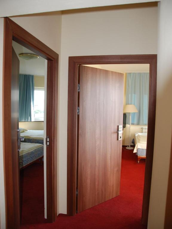 Rezydencja Parkowa Hotell Warszawa Exteriör bild